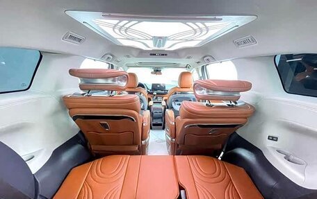 Toyota Sienna, 2024 год, 7 300 000 рублей, 23 фотография