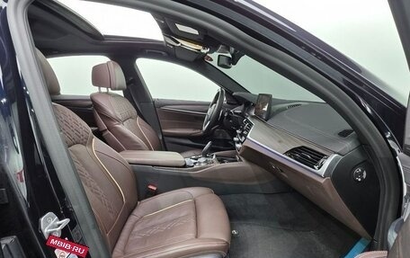 BMW 5 серия, 2022 год, 4 340 000 рублей, 10 фотография