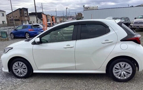 Toyota Yaris, 2021 год, 884 002 рублей, 4 фотография