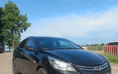 Hyundai Solaris II рестайлинг, 2016 год, 925 000 рублей, 4 фотография