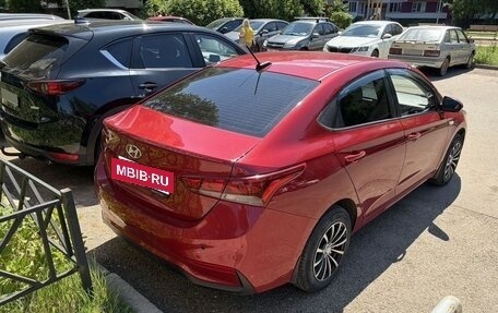 Hyundai Solaris II рестайлинг, 2018 год, 990 000 рублей, 4 фотография