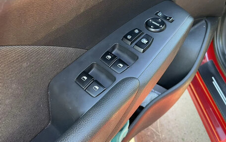 Hyundai Solaris II рестайлинг, 2018 год, 990 000 рублей, 7 фотография