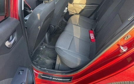 Hyundai Solaris II рестайлинг, 2018 год, 990 000 рублей, 8 фотография