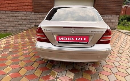 Mercedes-Benz C-Класс, 2005 год, 800 000 рублей, 7 фотография