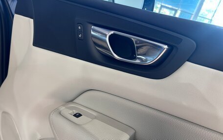 Volvo XC60 II, 2021 год, 5 800 000 рублей, 12 фотография
