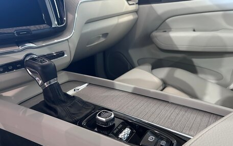 Volvo XC60 II, 2021 год, 5 800 000 рублей, 21 фотография