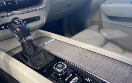 Volvo XC60 II, 2021 год, 5 800 000 рублей, 34 фотография