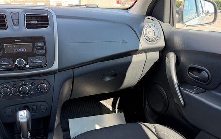 Renault Logan II, 2022 год, 1 280 000 рублей, 17 фотография