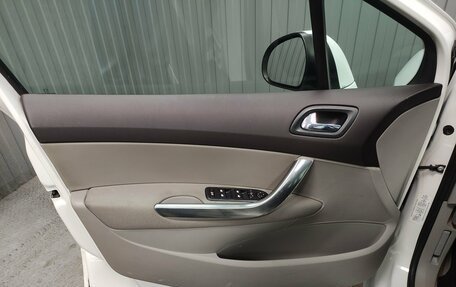 Peugeot 308 II, 2011 год, 590 000 рублей, 14 фотография