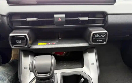 Toyota RAV4, 2026 год, 4 205 000 рублей, 16 фотография