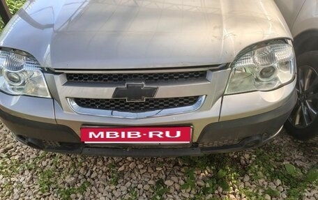 Chevrolet Niva I рестайлинг, 2010 год, 445 000 рублей, 8 фотография