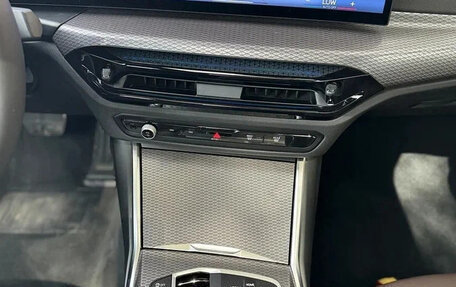 BMW 3 серия, 2025 год, 5 810 000 рублей, 10 фотография