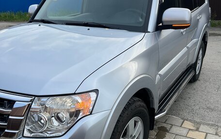 Mitsubishi Pajero IV, 2007 год, 1 900 000 рублей, 8 фотография