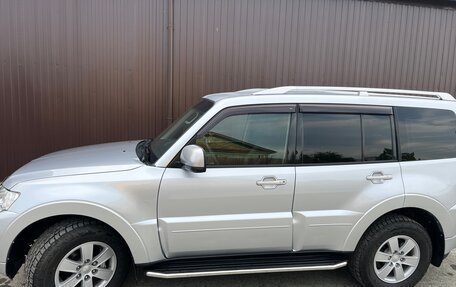 Mitsubishi Pajero IV, 2007 год, 1 900 000 рублей, 22 фотография