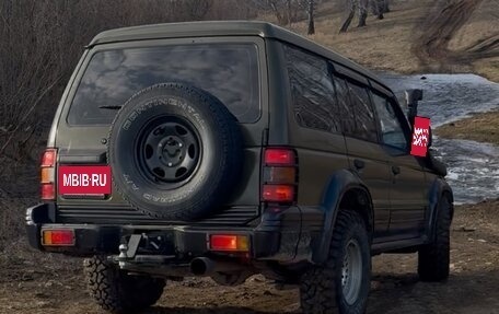 Mitsubishi Pajero III рестайлинг, 1998 год, 800 000 рублей, 5 фотография