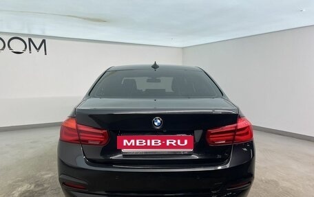 BMW 3 серия, 2016 год, 1 590 000 рублей, 4 фотография