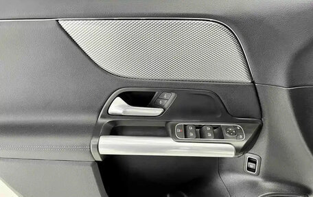 Mercedes-Benz GLA, 2022 год, 2 100 002 рублей, 14 фотография