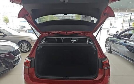 Volkswagen Golf VIII, 2022 год, 1 425 000 рублей, 16 фотография