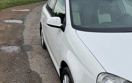 Volkswagen Jetta VI, 2010 год, 650 000 рублей, 6 фотография