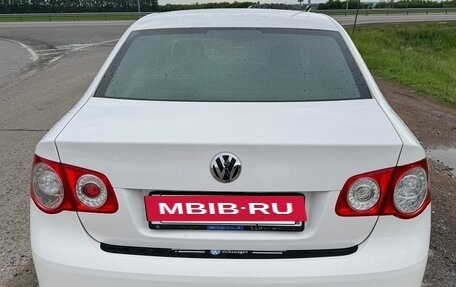 Volkswagen Jetta VI, 2010 год, 650 000 рублей, 2 фотография