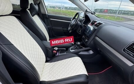 Volkswagen Jetta VI, 2010 год, 650 000 рублей, 8 фотография