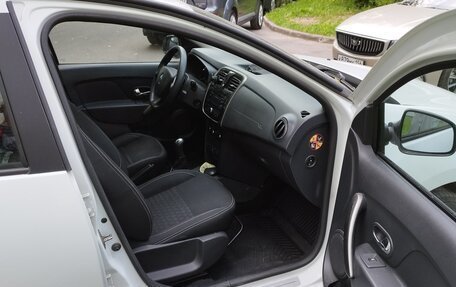 Renault Logan II, 2014 год, 720 000 рублей, 11 фотография