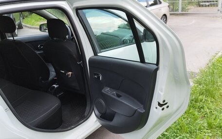 Renault Logan II, 2014 год, 720 000 рублей, 10 фотография