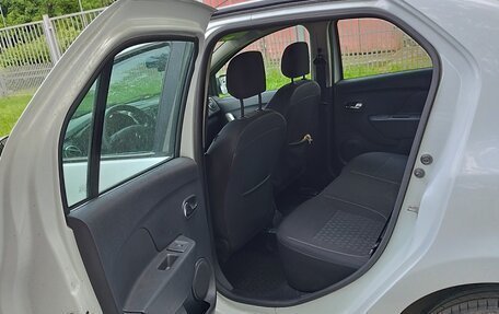 Renault Logan II, 2014 год, 720 000 рублей, 13 фотография
