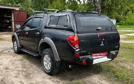 Mitsubishi L200 IV рестайлинг, 2013 год, 1 450 000 рублей, 3 фотография