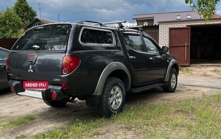 Mitsubishi L200 IV рестайлинг, 2013 год, 1 450 000 рублей, 6 фотография