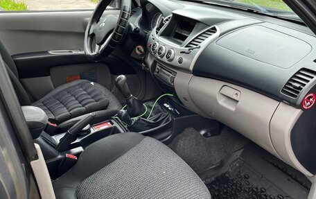 Mitsubishi L200 IV рестайлинг, 2013 год, 1 450 000 рублей, 20 фотография