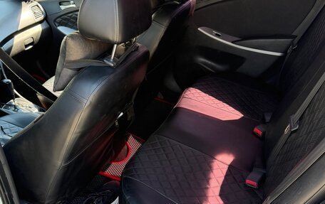 Hyundai Solaris II рестайлинг, 2012 год, 450 000 рублей, 5 фотография
