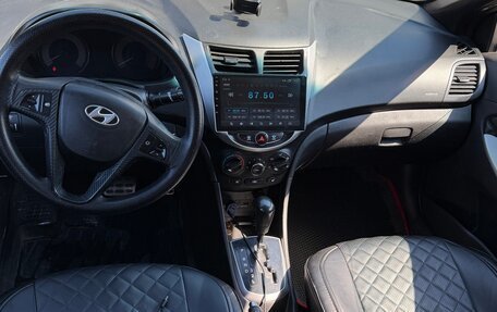 Hyundai Solaris II рестайлинг, 2012 год, 450 000 рублей, 7 фотография