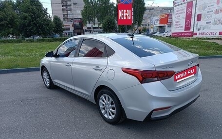 Hyundai Solaris II рестайлинг, 2018 год, 1 500 000 рублей, 4 фотография