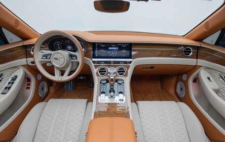 Bentley Continental GT, 2025 год, 35 840 000 рублей, 10 фотография