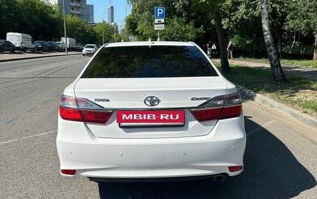Toyota Camry, 2017 год, 2 220 000 рублей, 4 фотография