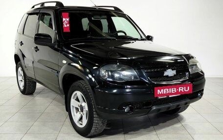 Chevrolet Niva I рестайлинг, 2019 год, 730 000 рублей, 3 фотография