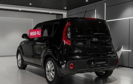 KIA Soul II рестайлинг, 2017 год, 1 395 000 рублей, 4 фотография