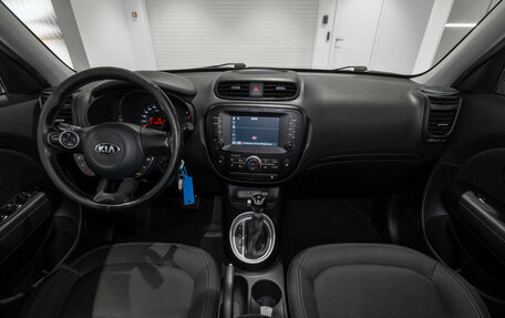 KIA Soul II рестайлинг, 2017 год, 1 395 000 рублей, 8 фотография