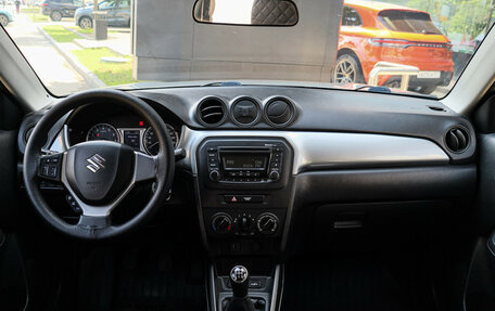 Suzuki Vitara II рестайлинг, 2015 год, 1 370 000 рублей, 10 фотография