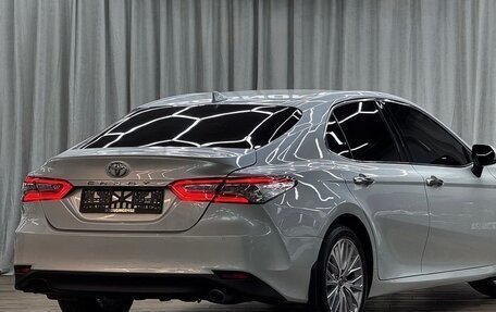 Toyota Camry, 2020 год, 3 300 000 рублей, 1 фотография
