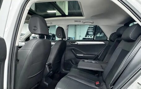 Volkswagen T-Roc I, 2022 год, 1 490 002 рублей, 4 фотография