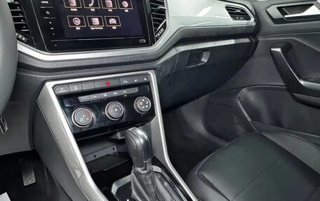 Volkswagen T-Roc I, 2022 год, 1 490 002 рублей, 7 фотография