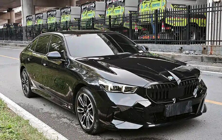 BMW 5 серия, 2025 год, 3 фотография