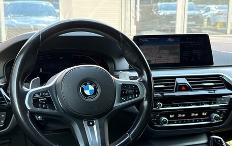 BMW 5 серия, 2019 год, 3 170 000 рублей, 20 фотография
