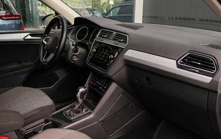Volkswagen Tiguan II, 2021 год, 2 750 000 рублей, 8 фотография