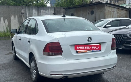 Volkswagen Polo VI (EU Market), 2018 год, 450 000 рублей, 3 фотография