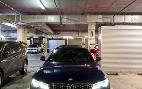 BMW 3 серия, 2019 год, 2 900 000 рублей, 3 фотография