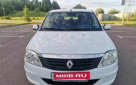 Renault Logan I, 2013 год, 420 000 рублей, 3 фотография