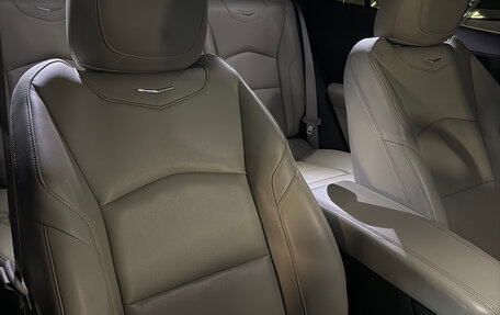 Cadillac XT4 I, 2019 год, 2 700 000 рублей, 10 фотография